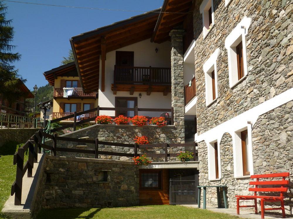 Valley Vacanze Брусон Екстериор снимка